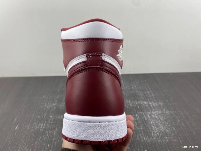 Kicked Out Shoe Store High Red OG Air DZ5485-160 1 Team Jordan 0807